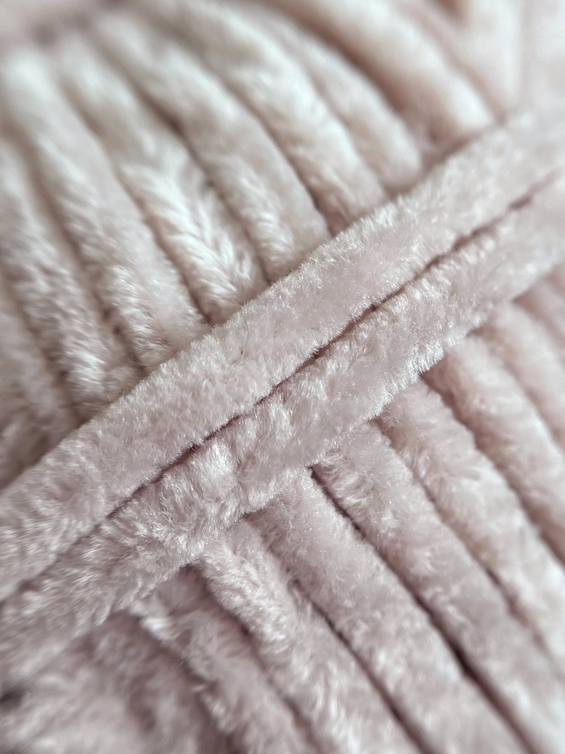 Пряжа LaVita VELUR 4140 1 моток