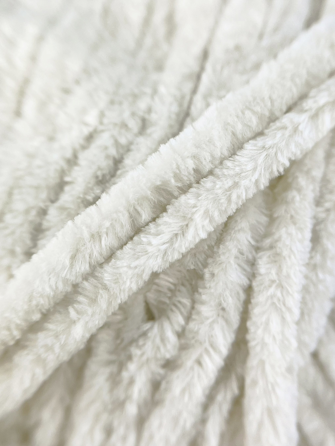 Пряжа LaVita VELUR 1040 1 моток